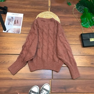 Áo len hoạ tiết ( Trương Thuỳ )