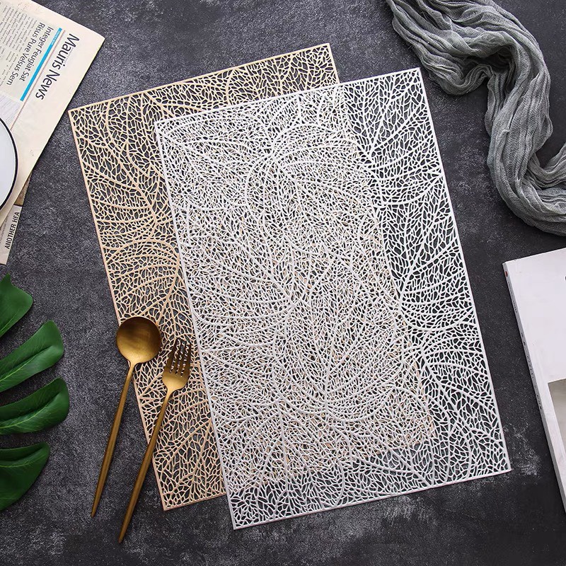 Tấm lót bàn ăn, lót lọ hoa, placemat, nhựa dẻo màu vàng và bạc, hình chữ nhật, xinh, rẻ, tiện lợi