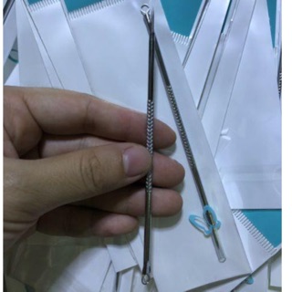 Que nặn mụn hàng chuẩn loại 1 sắc, bền, không gỉ dét