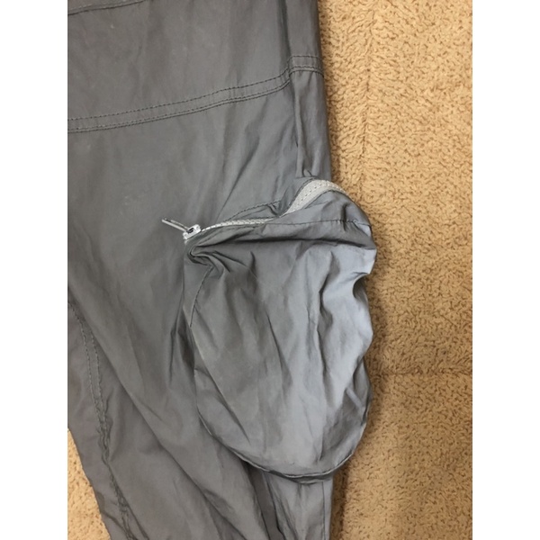 Quần BDG phản quang Urban Oufitters