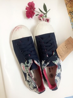 Freeship 99k TQ_Giày Bata xả lỗ vốn