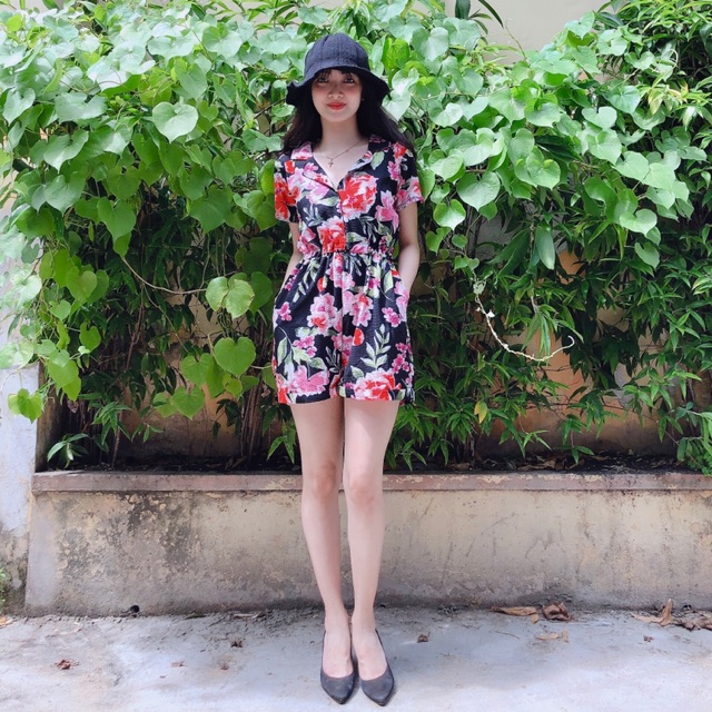 Bộ bay cổ vest dễ thương thời trang Hàn Quốc