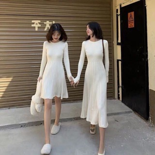 <SẴN 1C NGẮN MÀU BE> Váy len trơn dài tay dáng xoè