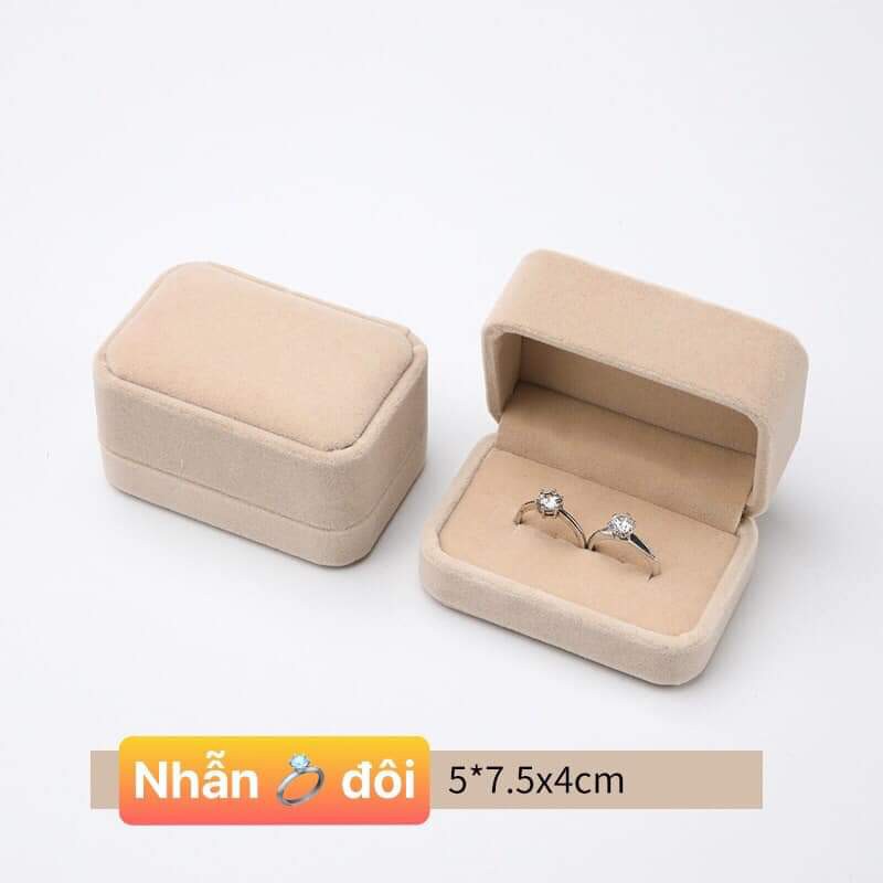 Hộp đựng nhẫn, dây chuyền, bộ trang sức nhãn hiệu DaLiA Jewelry chất liệu nhung làm hộp đựng quà tặng cao cấp