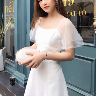 Đầm trắng phối lưới tinh khiết