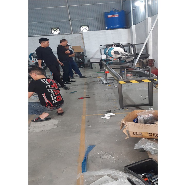 Thước đo inox chế máy cắt nhôm 2 đầu 3,8m bản rộng 3.2cm