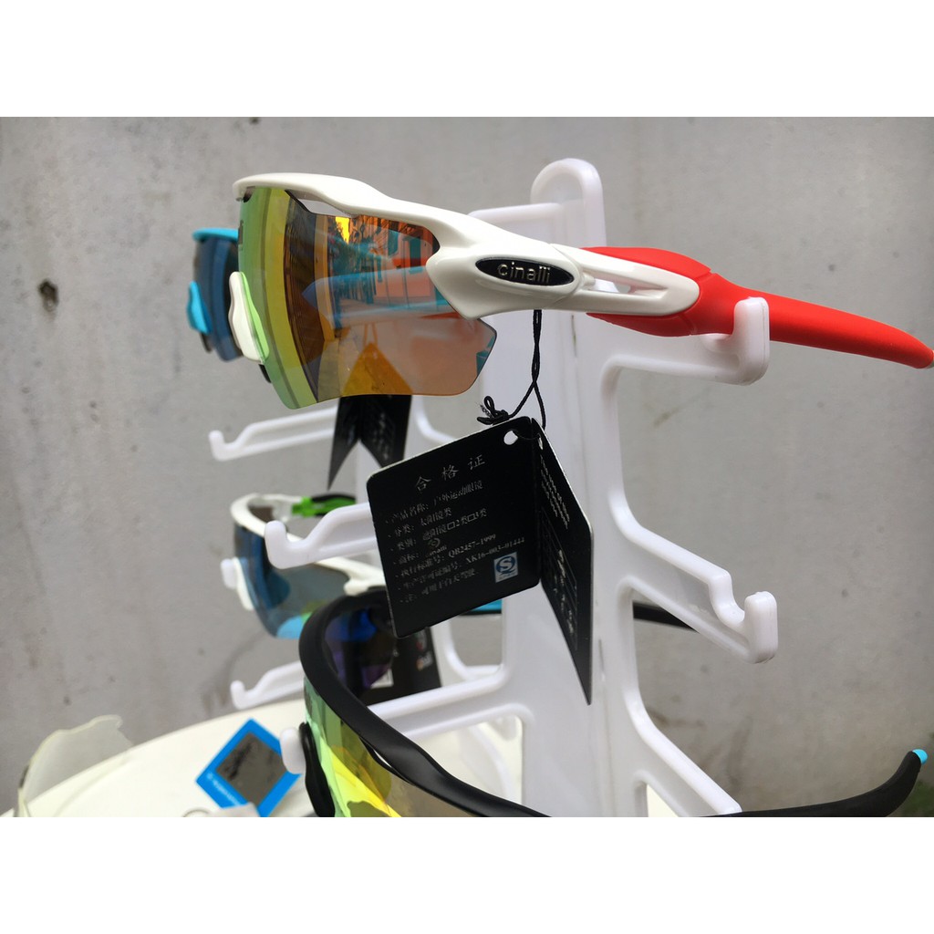 ƯU ĐÃI [GOLDGB15K] KÍNH CINALLI | BigBuy360 - bigbuy360.vn