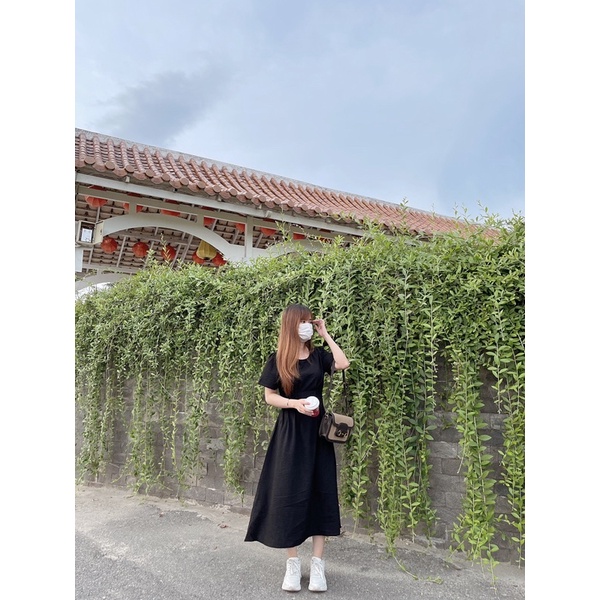 Đầm midi xếp li eo