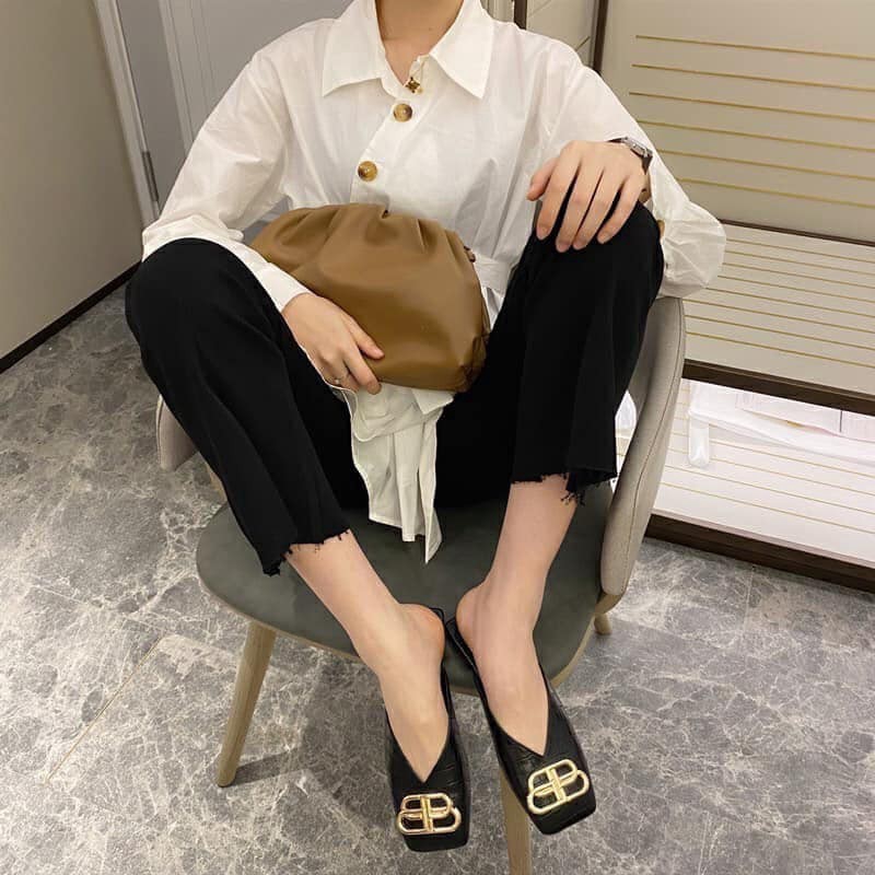 GIÀY SỤC MŨI KHÓA CHỮ BB SIÊU HÓT