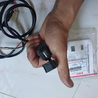 Sạc USB Suzuki Indonesia lắp mọi loại xe máy