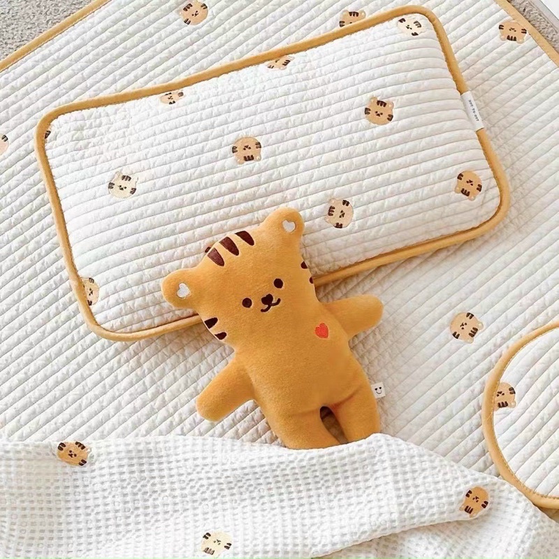 Gối thêu hoạ tiết xuất Hàn cho bé siêu xinh 20*40cm