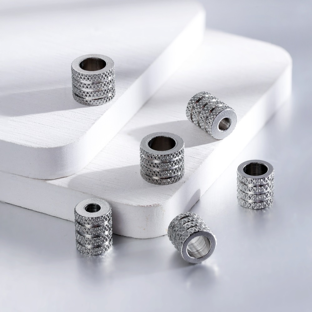 Hộp 20 hạt xỏ ST.KUNKKA bằng thép không gỉ 8-10mm làm trang sức