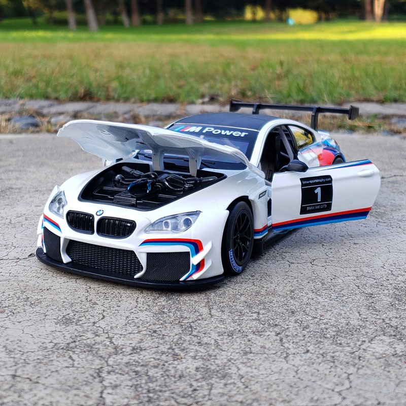 Mô hình xe BMW M6 GT3 1:24 Caipo