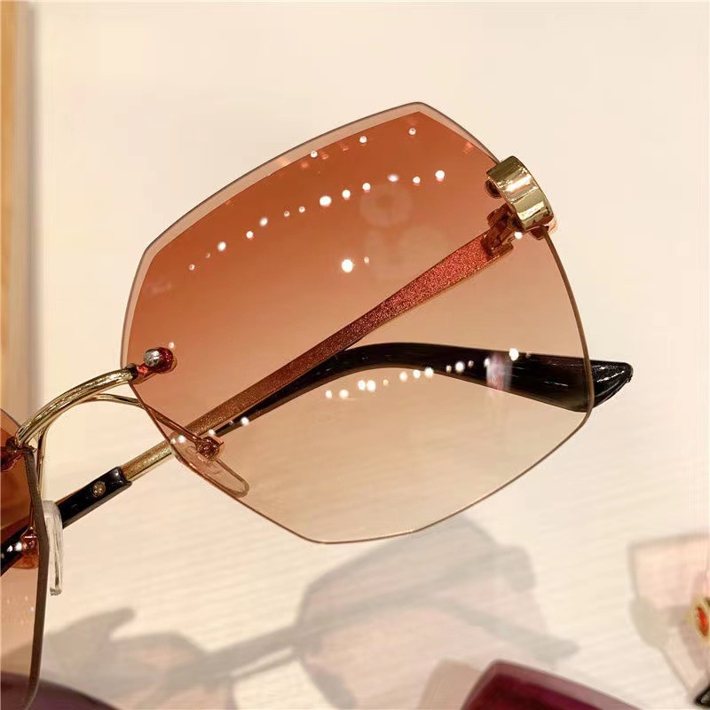 Kính Mát Thời Trang Khung Cắt Tròng Hình Đa Giác Đính Kim Cương Kiểu Hàn Quốc Cho Nữ