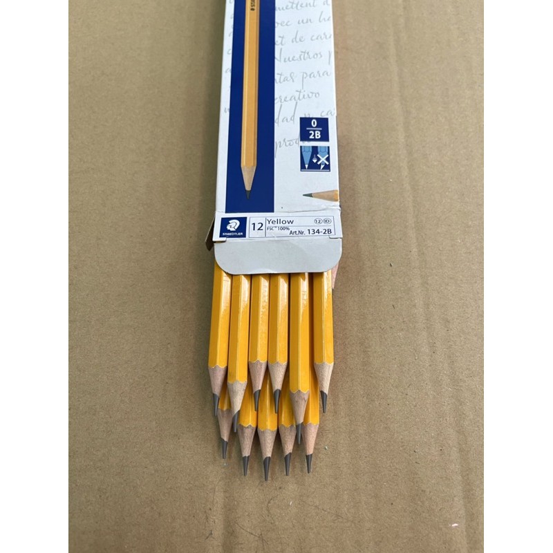 Bút Chì Gỗ 2B Staedtler 134 có tẩy (Hộp 12 chiếc)