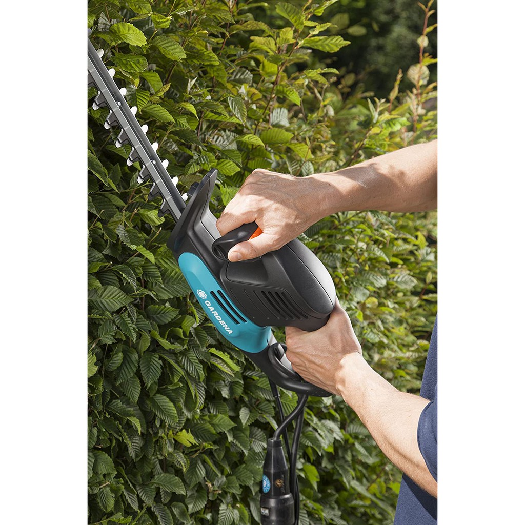 MÁY CẮT TỈA HÀNG RÀO CHẠY ĐIỆN GARDENA 09832-20