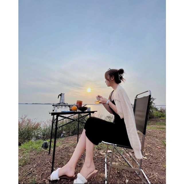 SET ĐẦM ĐEN LỆCH BÊN VAI DÂY + ÁO KHOÁC CROPTOP TRẮNG