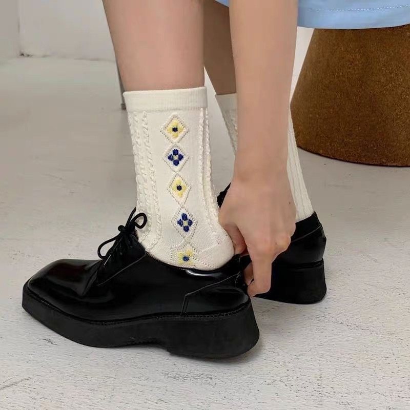 Set 03 tất len thêu ullzang xinh xắn