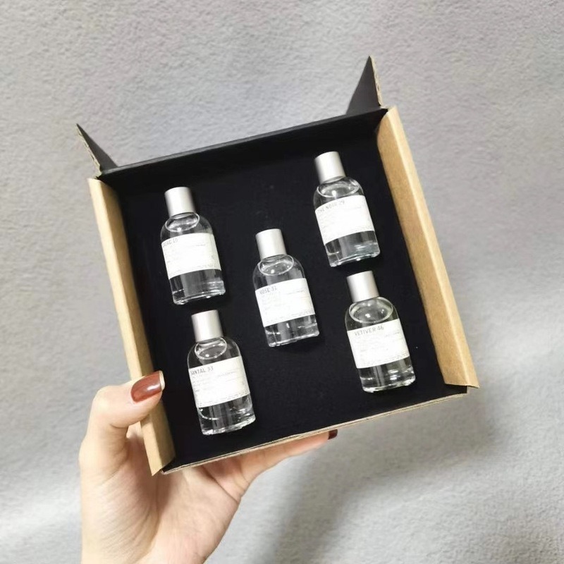 Hộp 5 Lọ Nước Hoa Le Labo Mã 10-29 - 31-33 - 46 DungTích 10ml