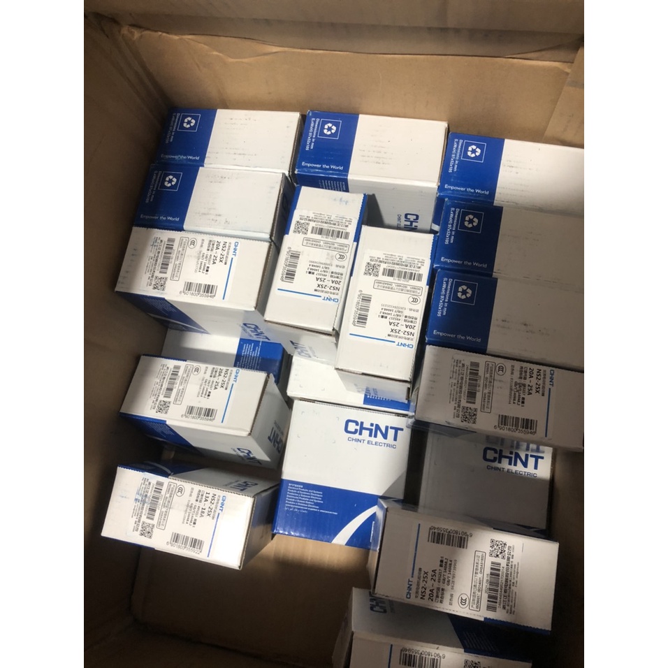AT CB Chỉnh dòng NS2-25X (hàng Chint)+ tiếp điểm phụ