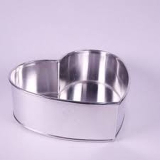 Khuôn bánh nhôm gia công đáy liền hình tim 12 cm