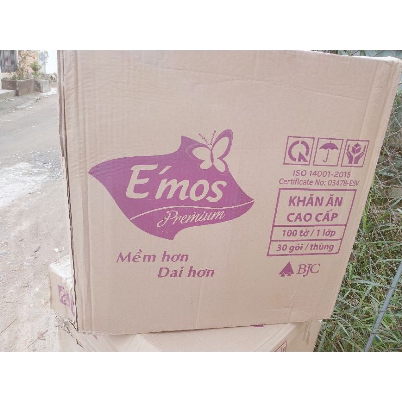 1thùng giấy vuông E'mos 30 gói