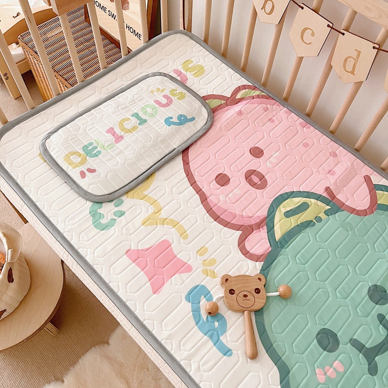 Set Chiếu Điều Hòa Cao Su Non Cao Cấp Họa Tiết Ngộ Nghĩnh Đáng Yêu Cho Bé - Sun Decor