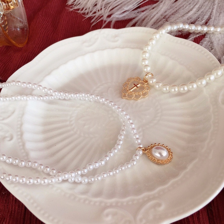 Vòng Cổ Choker Dây Nhung Đính Ngọc Trai Thời Trang