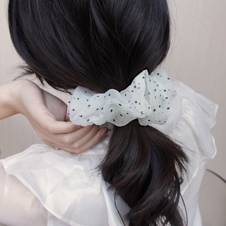 Cột tóc scrunchies voan trong chấm bi
