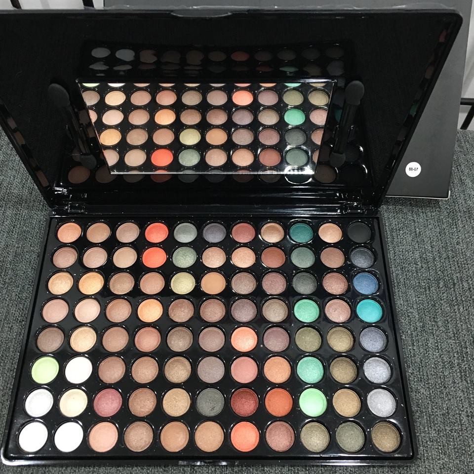 BẢNG MẮT 88 Ô MÀU | BigBuy360 - bigbuy360.vn