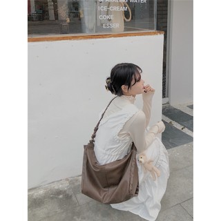 SET ÁO VÀ VÁY TRẮNG DÀI SIÊU CUTE