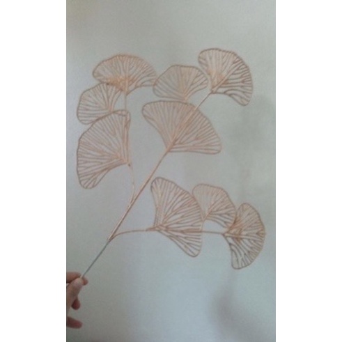 Cây giả cành xoè quạt và lá táo đồng trang trí nhà cửa