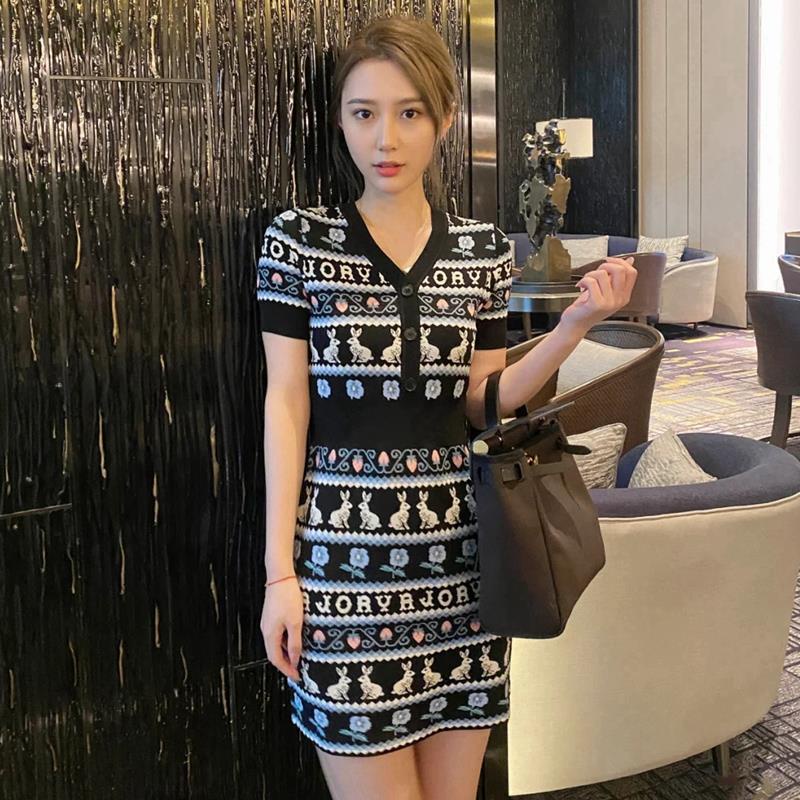 Đầm dệt kim tay ngắn chiết eo thiết kế mới thời trang mùa hè theo phong cách vintage dành cho nữ
 | BigBuy360 - bigbuy360.vn
