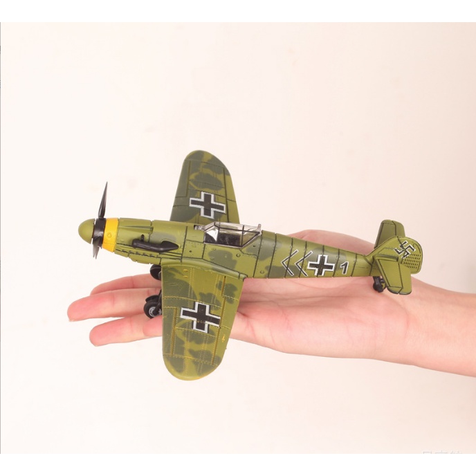Mô hình máy bay chiến đấu đồ chơi WW2 BF-109 tỷ lệ 1/48 sống động DIY
