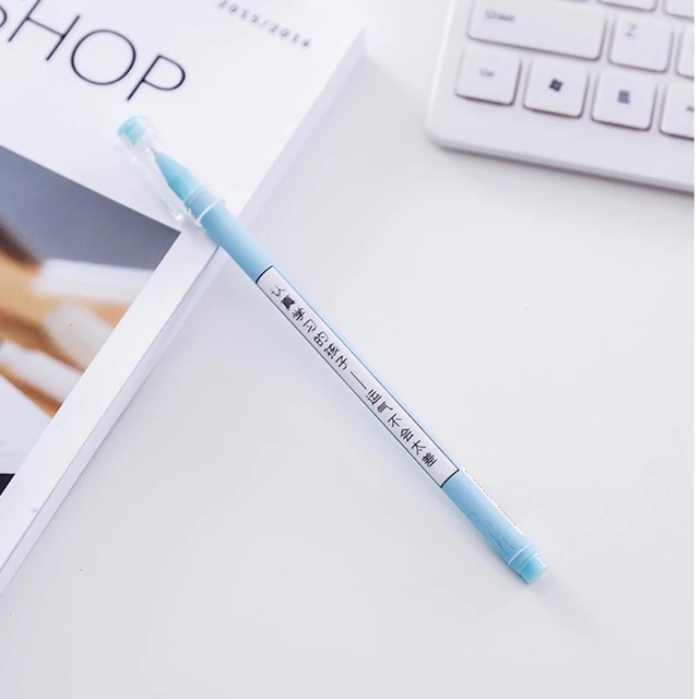 Bút viết chữ Trung