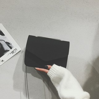 Túi đeo chéo cỡ nhỏ KHSDC68004