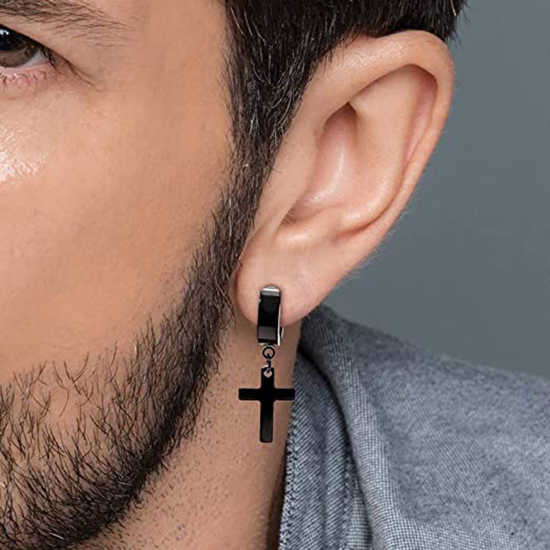 Khuyên Tai Dạng Kẹp Mặt Thánh Giá Bằng Thép Titan Phong Cách Rock Punk Rock Dành Cho Nam
