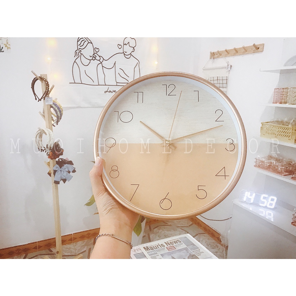 Đồng hồ QUARTZ treo tường kim trôi loại nhỏ