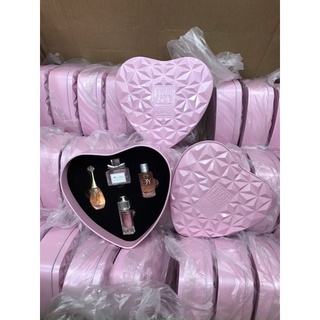 Set nước hoa mini 𝐃𝐈𝐎𝐑 4 chai x5ml