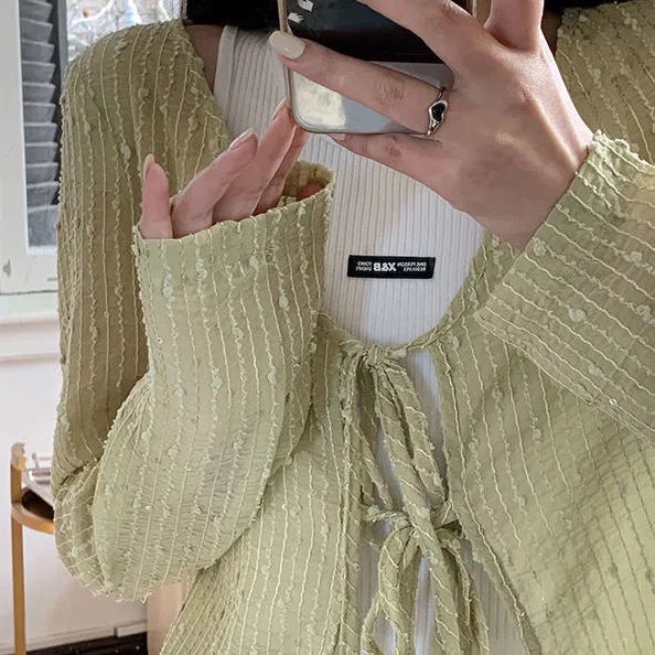 Áo Kiểu Cổ Chữ V Thiết Kế Mỏng Phong Cách Hàn Quốc Thời Trang Mùa Xuân 2022 Mới