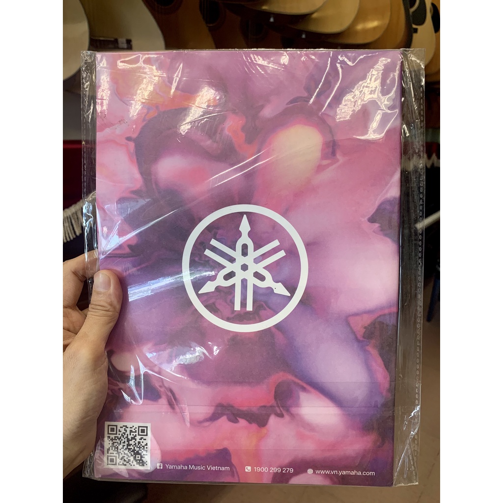 Vở chép nhạc hãng Yamaha