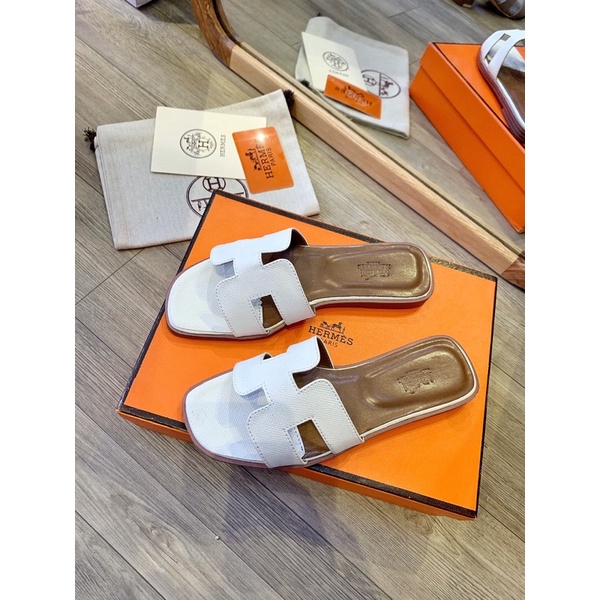 Dép HMM hàng đẹp dập logo chìm k hộp