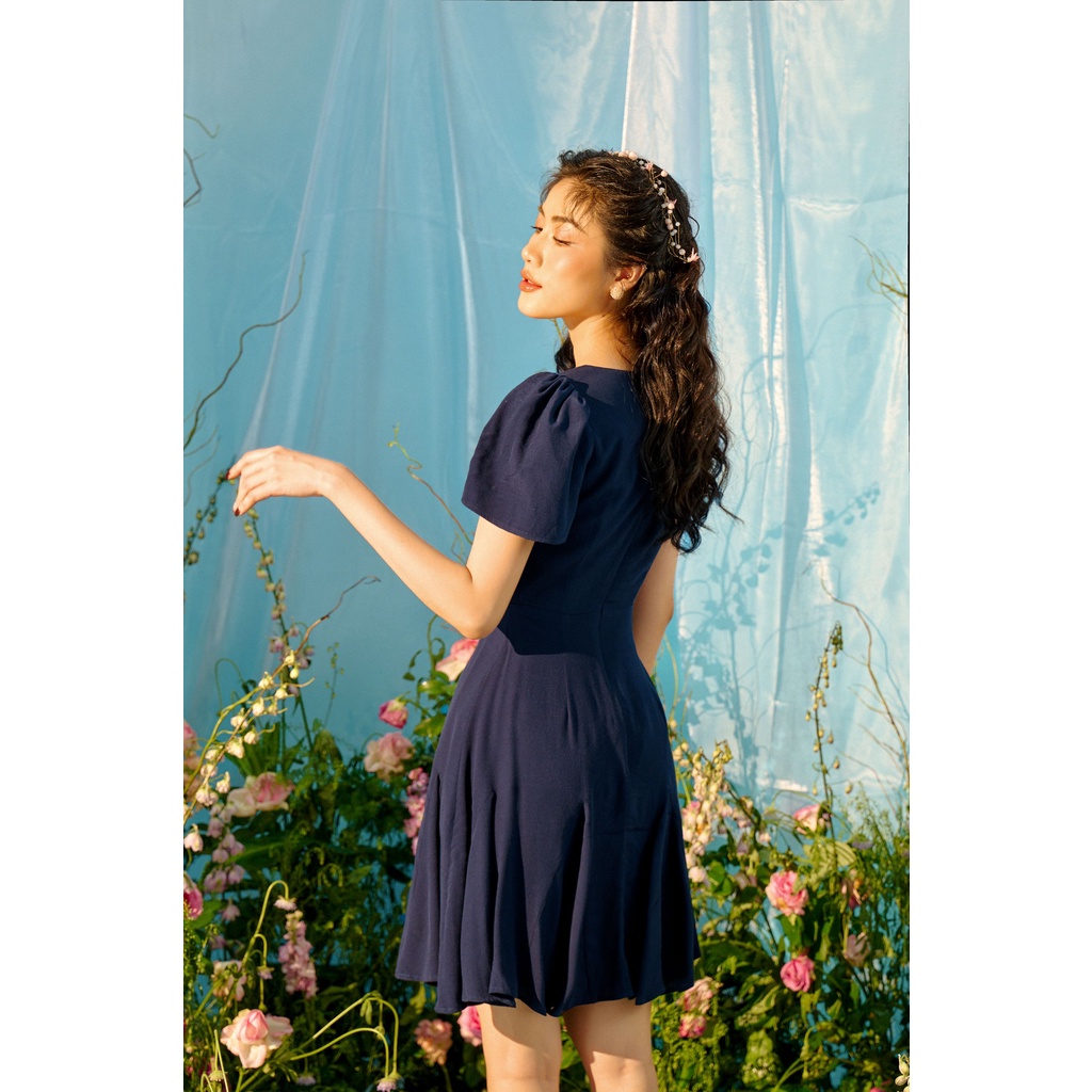 OLV - Đầm Iris V Neck Embro