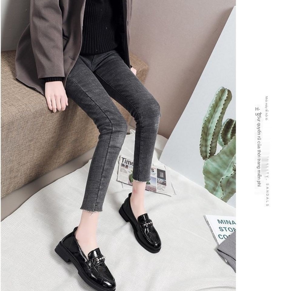 Giày da nhỏ của phụ nữ Phong cách Anh 2021 mới mùa xuân hoang dã thời trang mỏng đầu tròn yêu