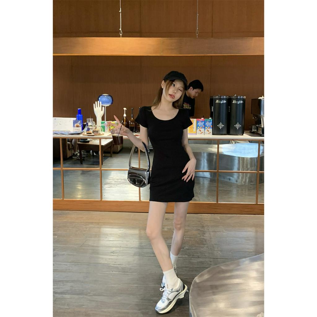 Đầm Dệt Kim Nữ Tay Ngắn Bó Hông