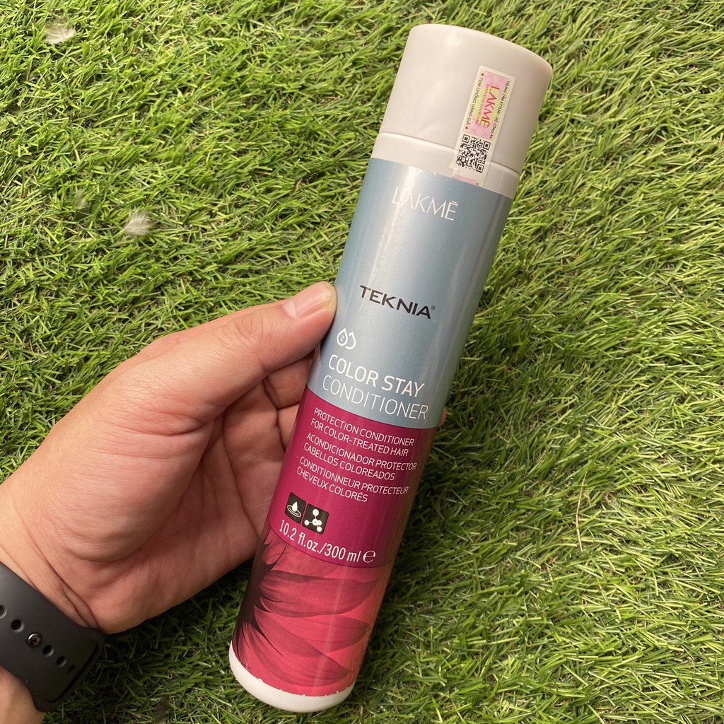 Dầu xả giữ màu tóc nhuộm Lakme Teknia Color Stay Conditioner 300ml