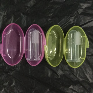 Rơ lưỡi silicol xỏ ngón vệ sinh miệng