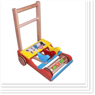 Xe tập đi con gà bằng gỗ có bóng lăn