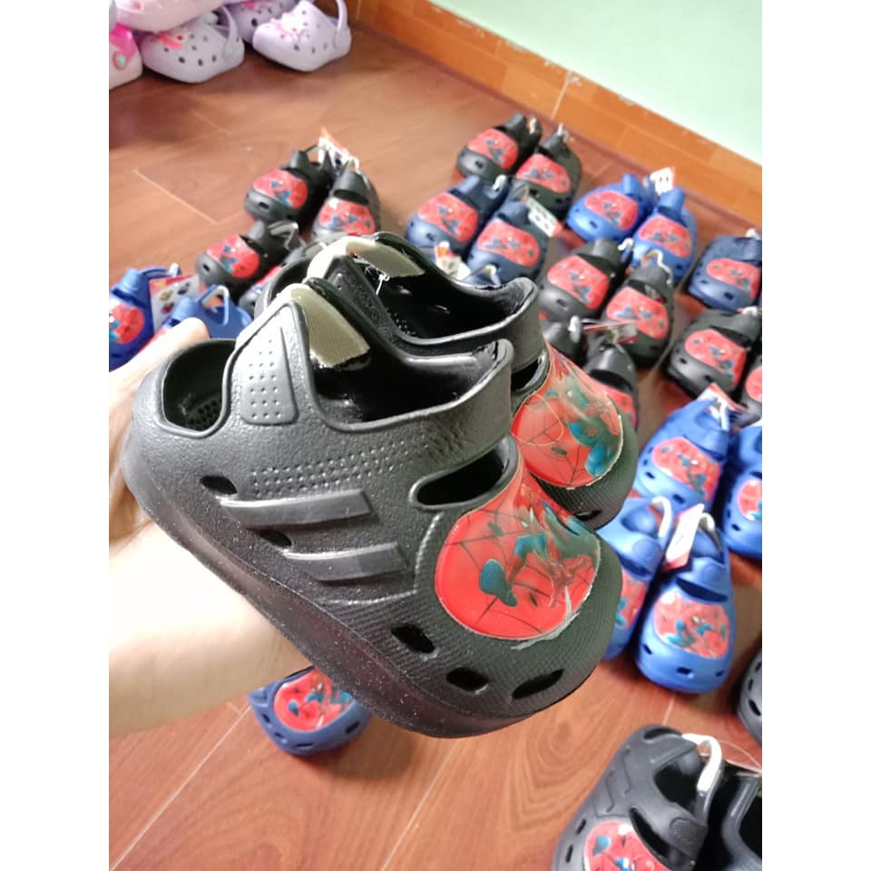 Sục xốp bé trai cao cấp