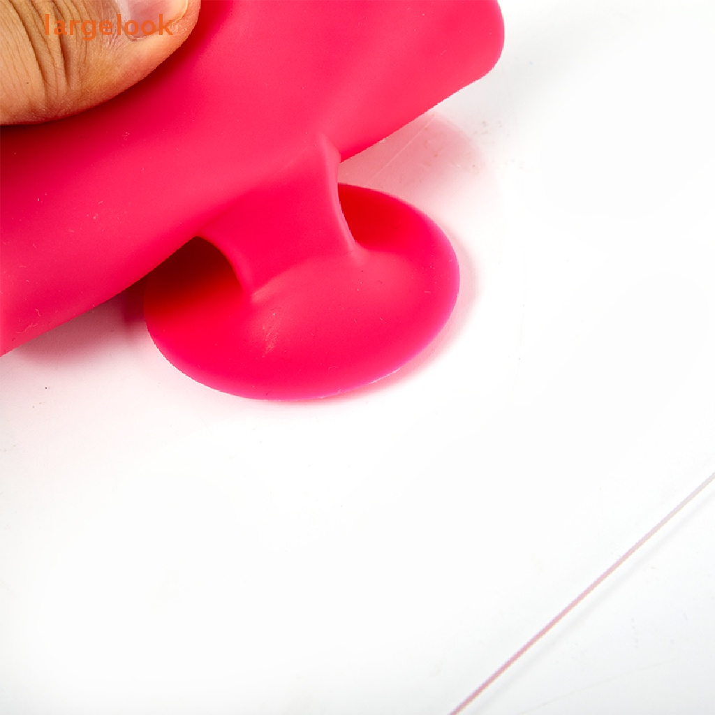 Miếng Silicone Vệ Sinh Cọ Trang Điểm Tiện Dụng